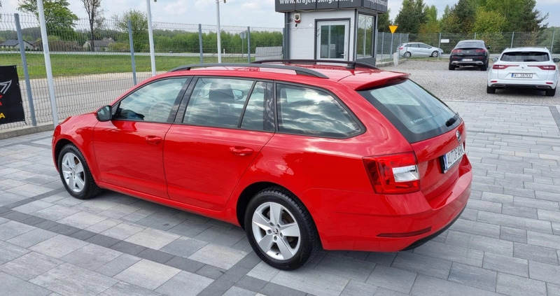 Skoda Octavia cena 49900 przebieg: 149900, rok produkcji 2020 z Kosów Lacki małe 277